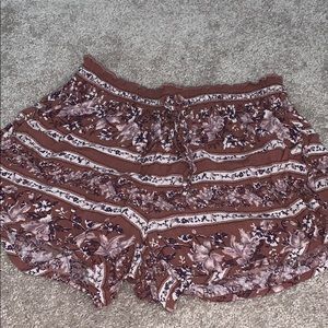 patterned american eagle flowy shorts